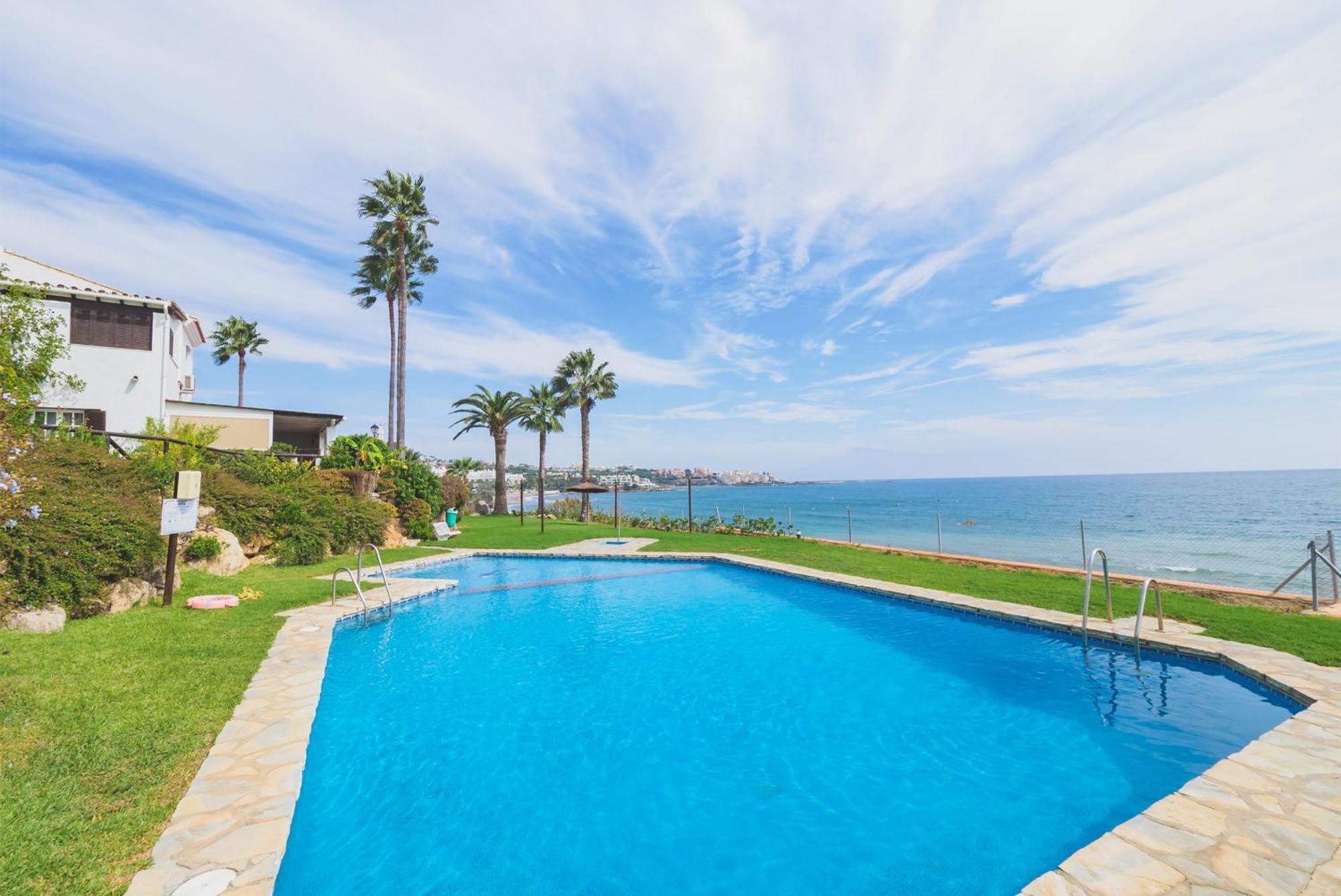 Estrella Del Mar Villa Estepona Ngoại thất bức ảnh